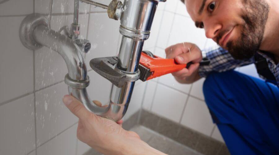 Professional Leak Detection Services in Richland, IA